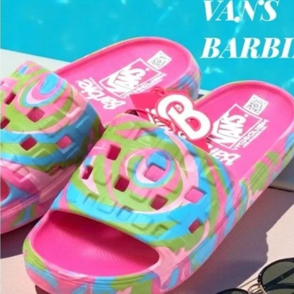 Vans X Barbie VR3 Cush Slide On Sandals - Picture 5 of 10
